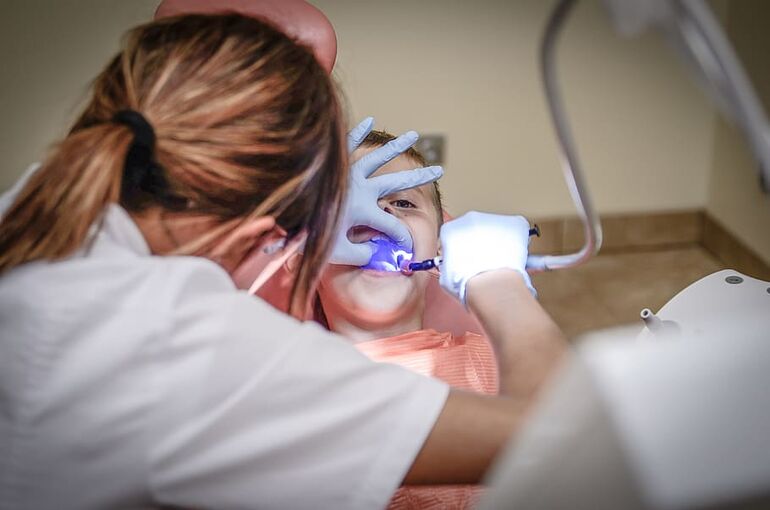 dentist-pain-borować-cure